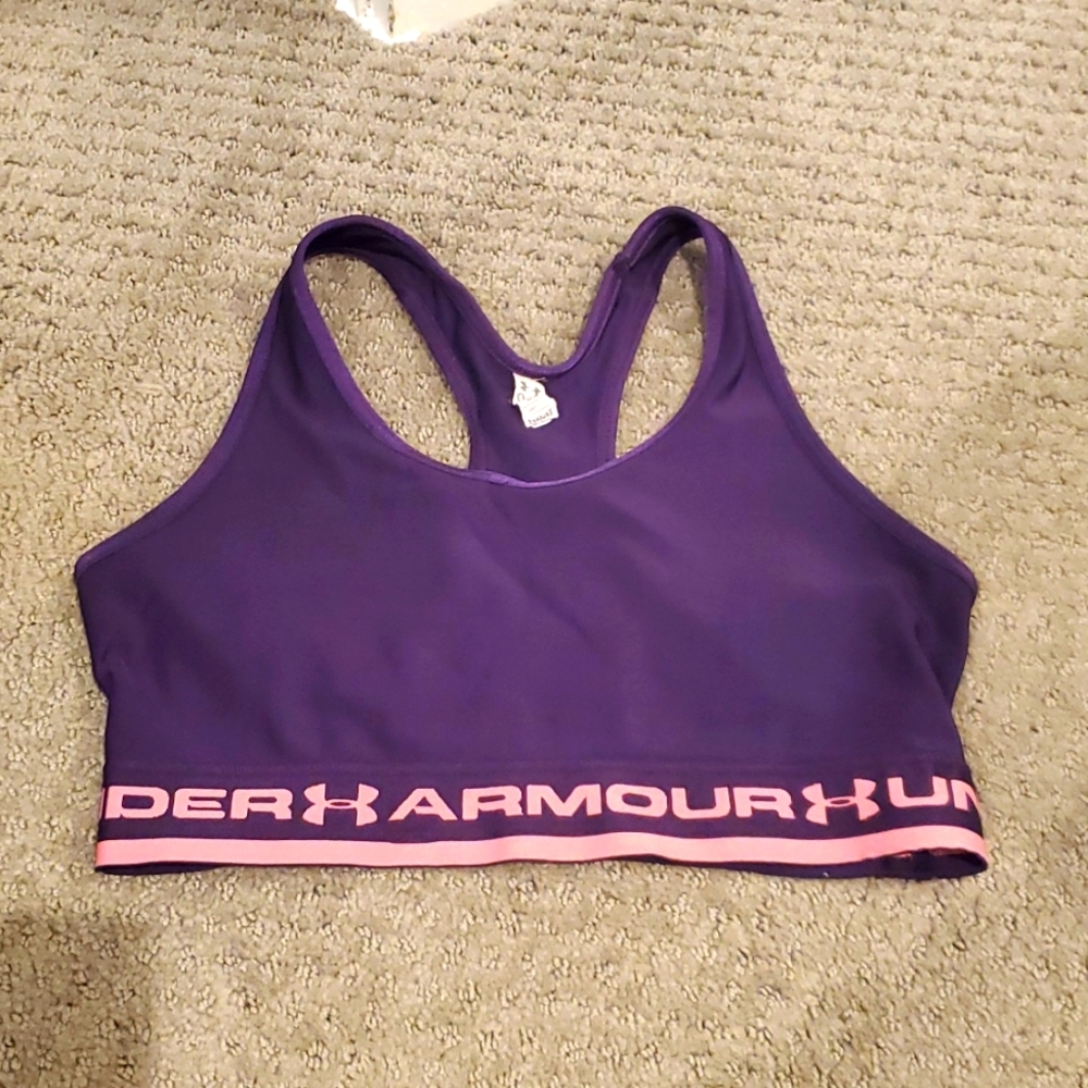 Under Armour brand sports bra size Small